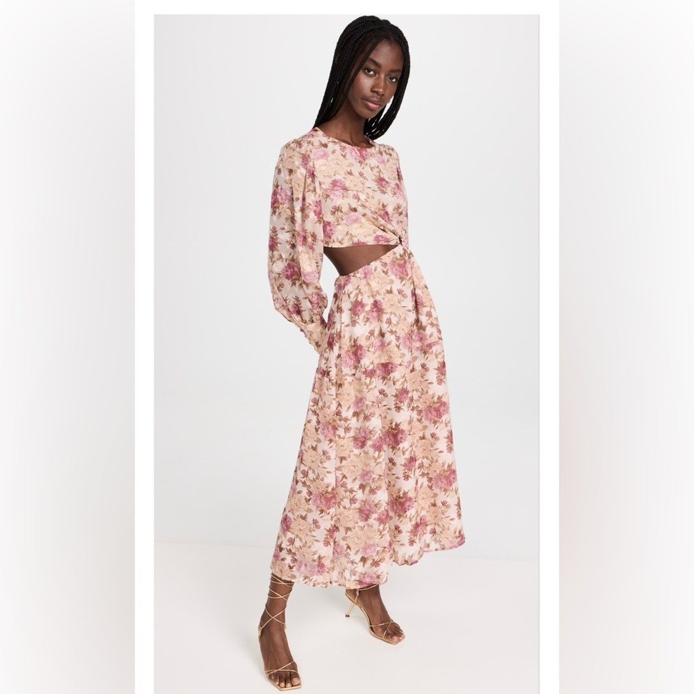 NWT En Saison
Lissandra Midi Dress - Medium